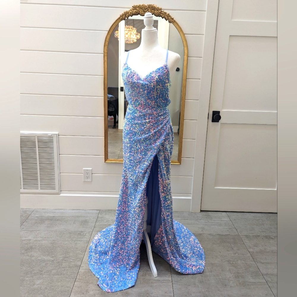 COPY - Zapaka Sparkly sequins mermaid Light Blue Dress with Slit, size 6